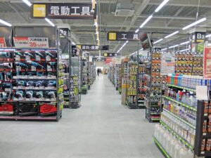 ホームセンター、家電量販店