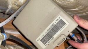 【修理】テレビのアンテナ・ブースターの寿命と対処法！よくある故障箇所と交換の目安や費用は？