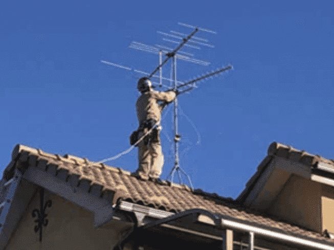 アンテナの屋根上作業はプロに任せるのがおすすめ
