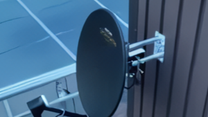 BSアンテナの寿命は何年？交換時期の目安や映らなくなったときの対処法を解説