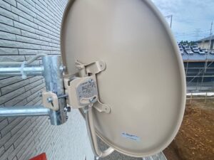 BSアンテナを建物の後ろに設置する方法