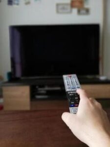 テレビ画面が映らず音だけ出る場合に修理が必要なケース