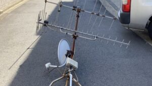 テレビアンテナの撤去費用相場は？頼める業者の特徴、処分方法を紹介