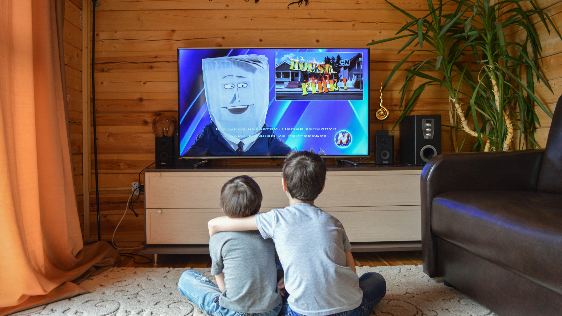 【いろんな部屋でテレビが見たいときは分配器】