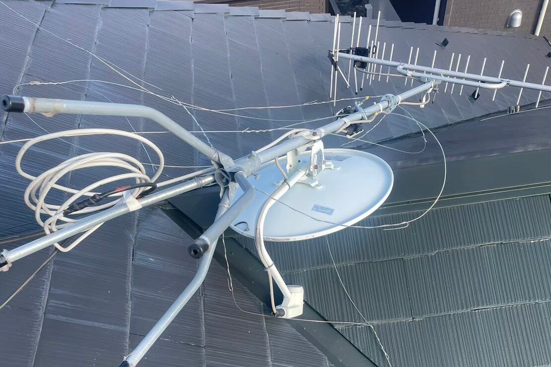 テレビアンテナが倒れた！すぐにやるべき対処法