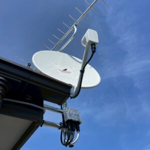 2025年7月3日　静岡県浜松市浜名区上島I様邸　UHFアンテナと4K8K対応BS/CSアンテナ設置工事