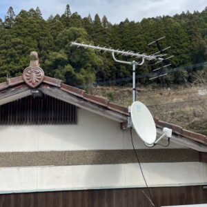 2025年8月3日　福岡県八女市木屋S様邸　UHFアンテナ交換工事と4K8K対応BS/CSアンテナ設置工事