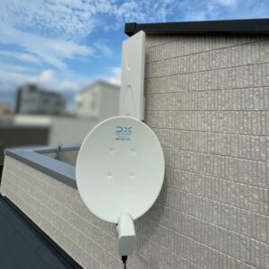 2025年10月27日　東京都江東区亀戸H様邸　デザインアンテナ+4K8K対応BSCSアンテナ設置工事